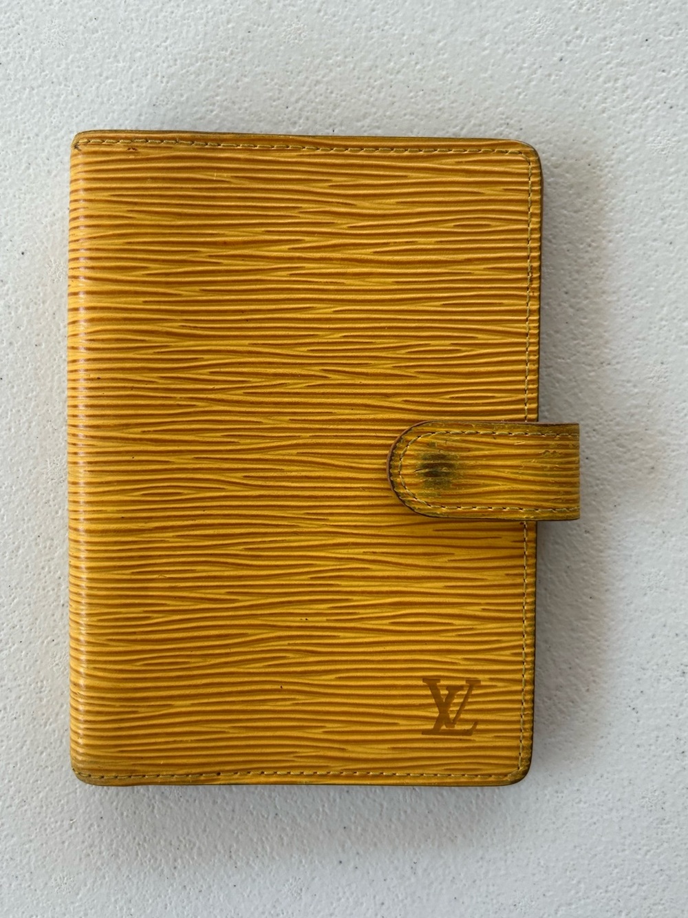 Louis Vuitton Vintage Epi Agenda PM Yellow Toledo Gold Planner Leather Cover